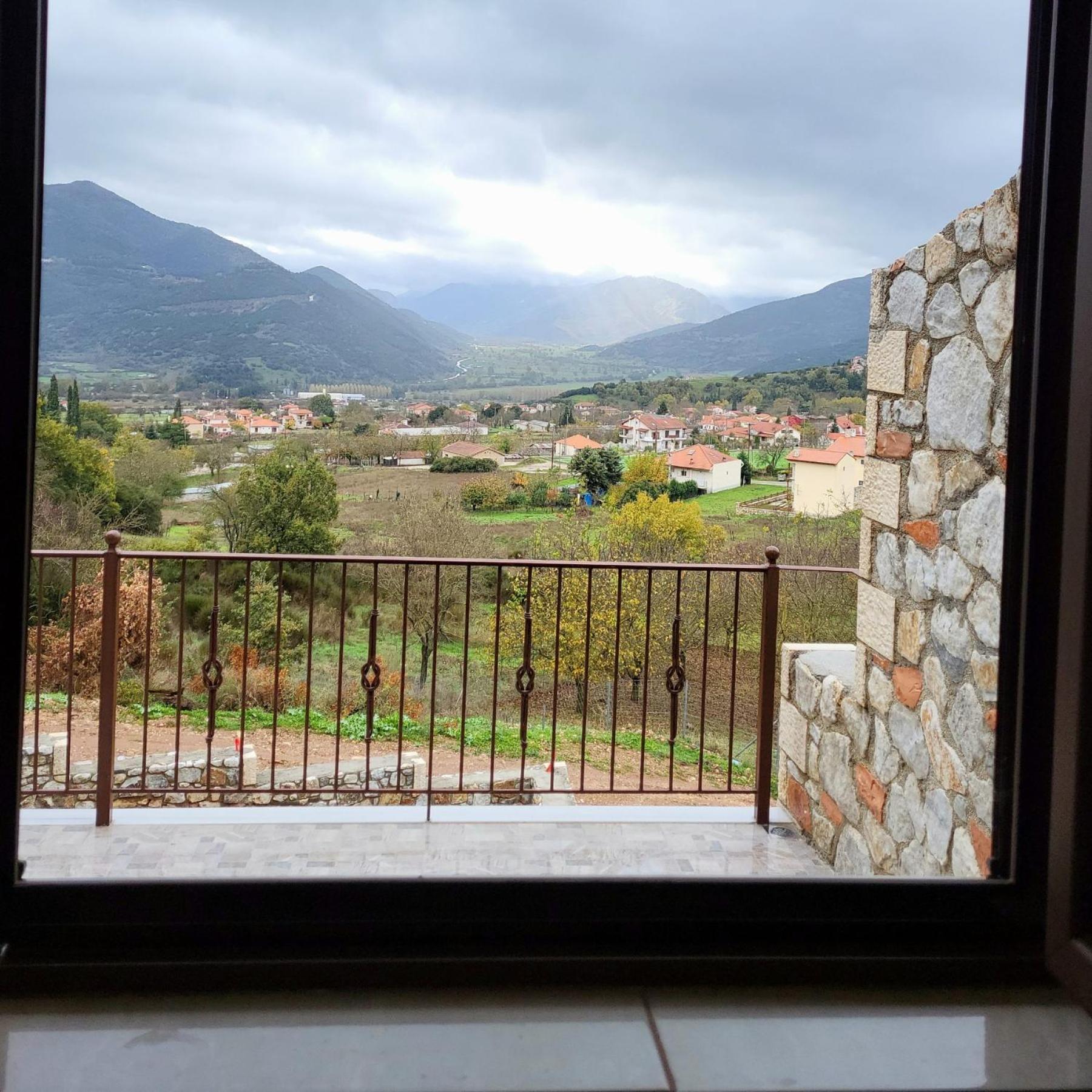 Τα Πέτρινα Στο Σκεπαστό Villa Kalavryta Exteriör bild